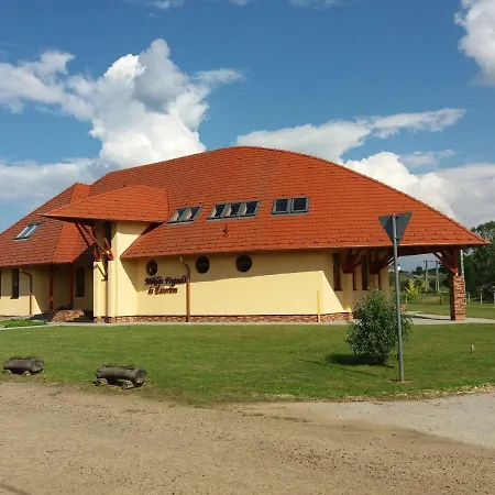 Inn Miklós és étterem Matraterenye